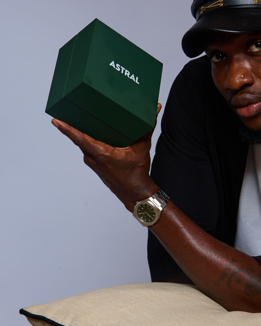 Silver x Black Astral Date Master